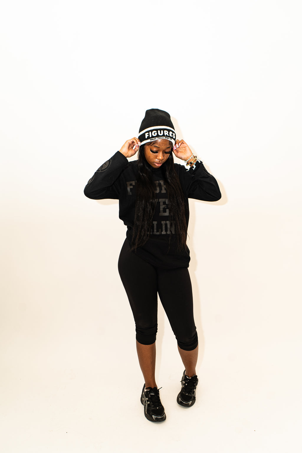 BLACK FIGUR£S BEANIE